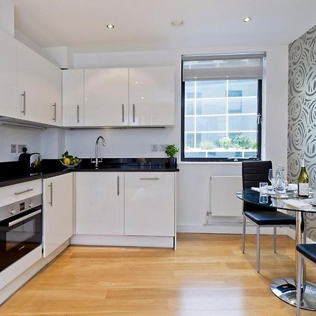Red Lion Court By City2Stay London Exteriör bild
